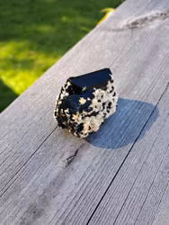 Schorl/svart Turmalin på matris, 57gr