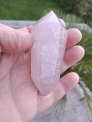 Rosenkvarts,  119gr  90mm