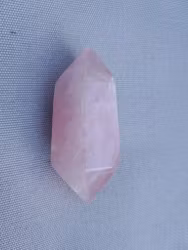 Rosenkvarts,  164gr  90mm