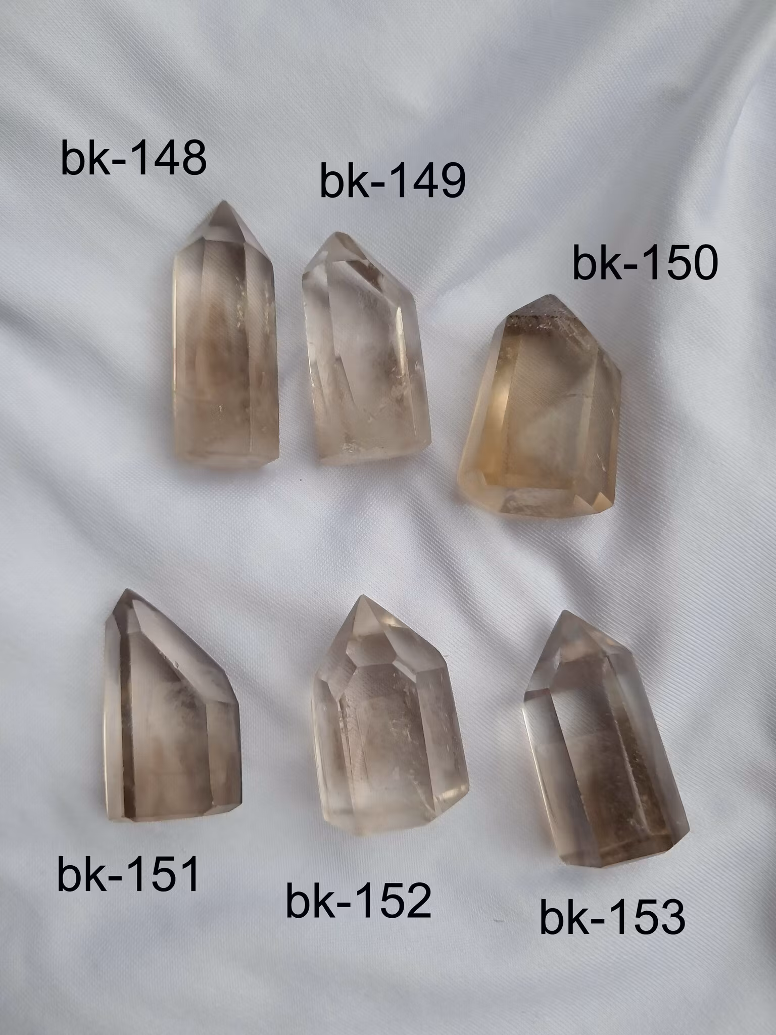 Rökkvarts, slipad,   cirka  17gr  38mm