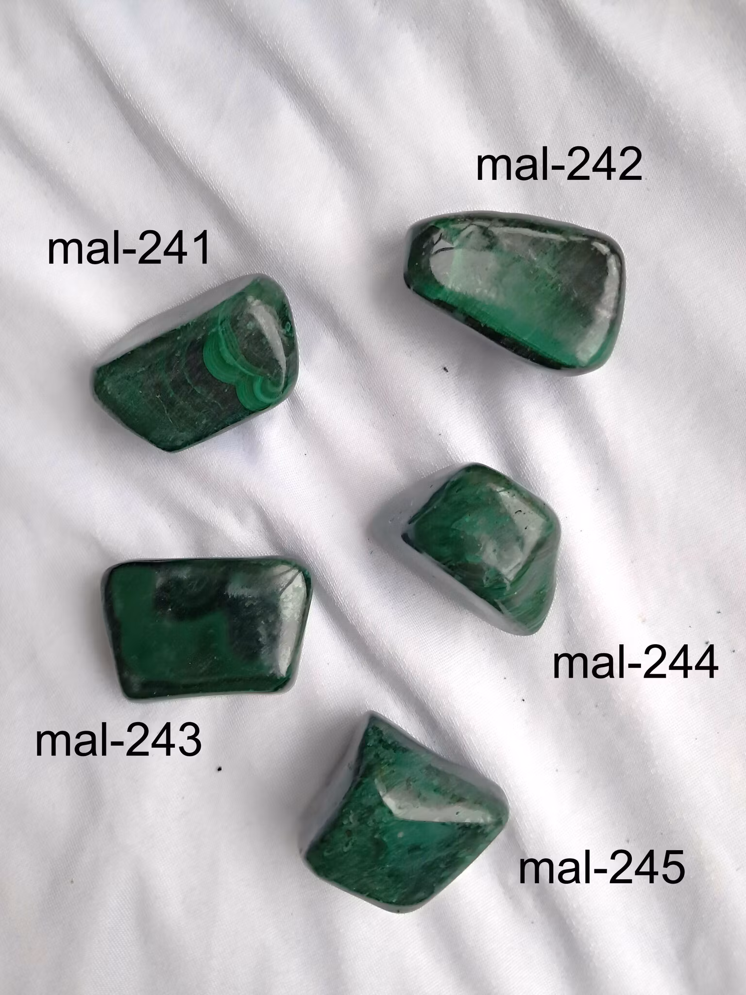 Bandmalakit,   cirka 61gr  39mm