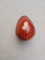 Karneol, ägg    97gr  51*38mm