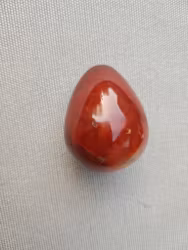 Karneol, ägg    97gr  51*38mm