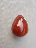 Karneol, ägg    97gr  51*38mm