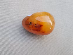 Karneol, ägg     81gr  50*35mm