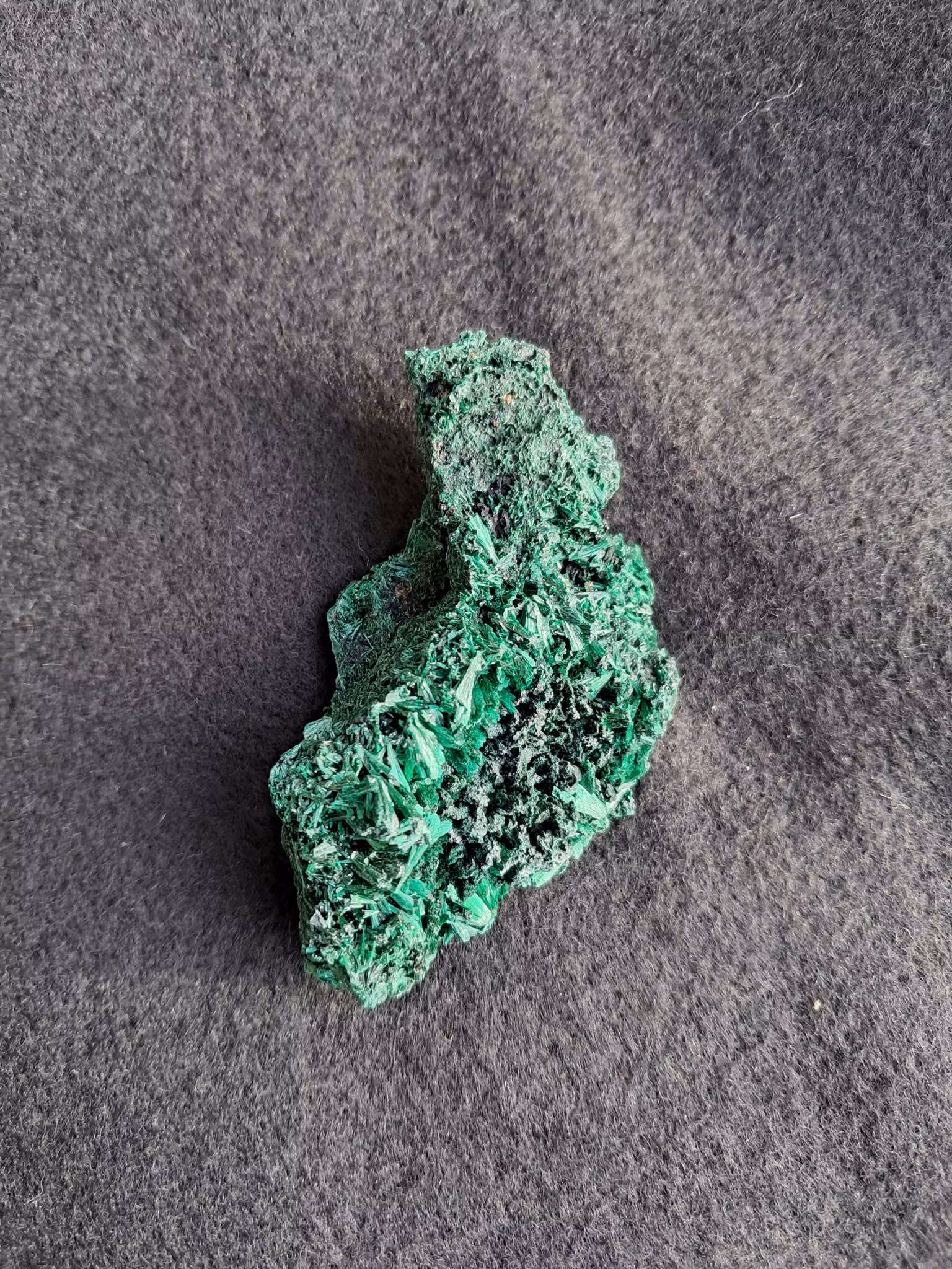 Sammets-malakit,  70gr  77mm