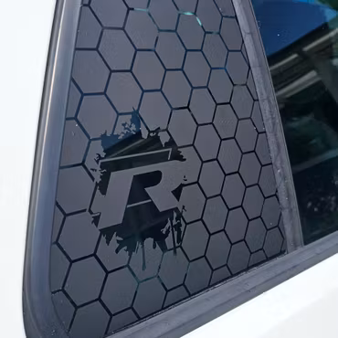 Mönsterark Sidoruta VW R-Line Honeycomb