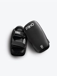PRIMO: CLASSIC THAI KICK PADS LEATHER LARGE - BLACK