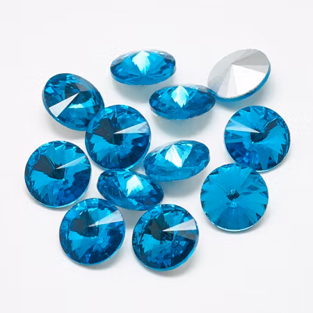 Rhinestone Aquamarine,  point back 8mm