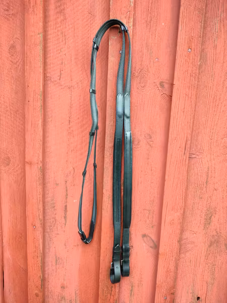 CN antislip tyglar, vadderad under 8mm kanalen ponny-full