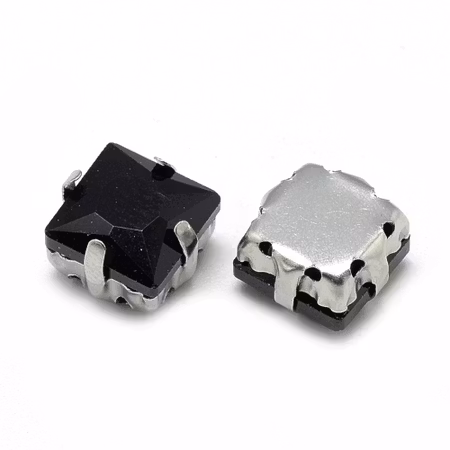 Sew on kristaller Black glas 8x8mm