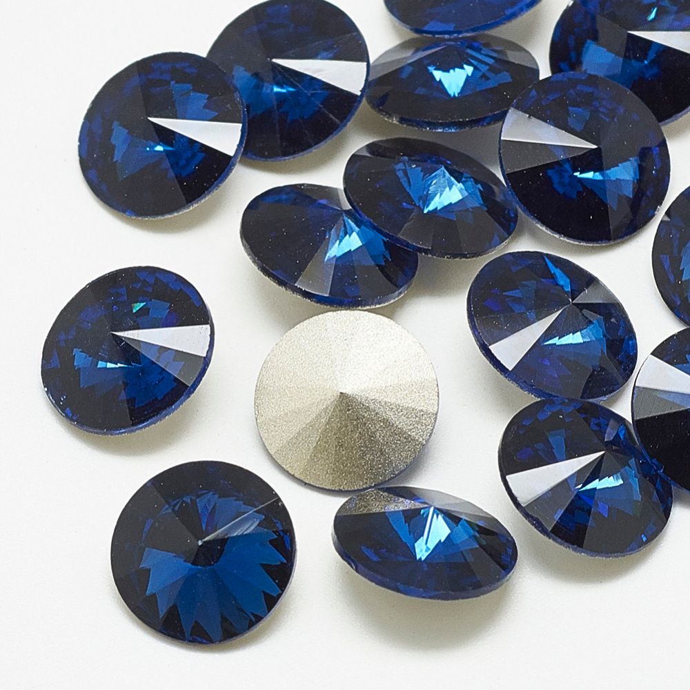 Rhinestone Montana point back, glas 12mm