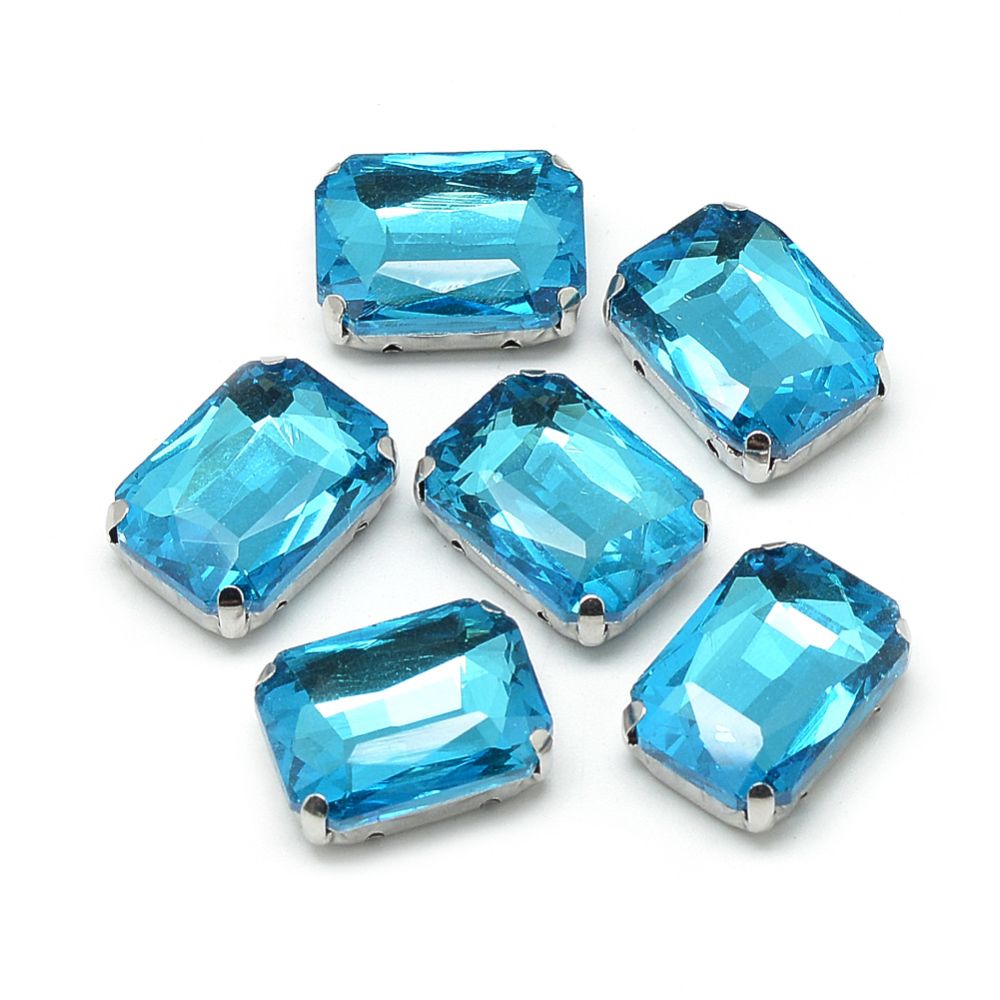 Sew on kristaller  Deep Sky Blue glas 8x10mm