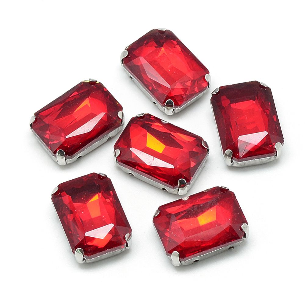 Sew on kristaller Red glas 8x10mm