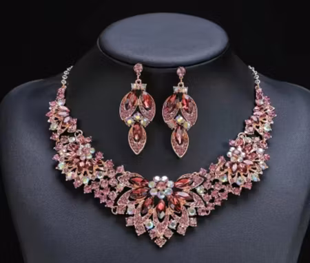 Halsband + örhänge (flera färger)