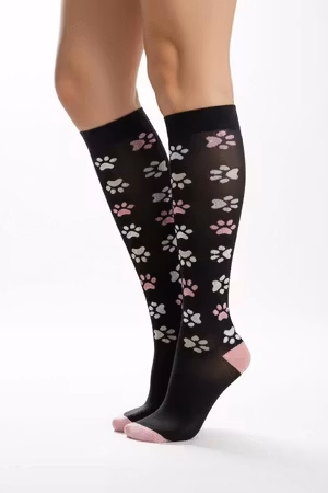 Svart med tassar stödstrumpa