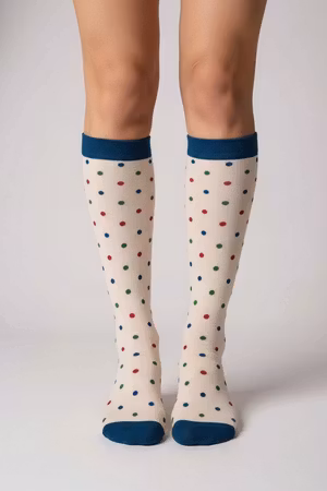 Vit prickig stödstrumpa