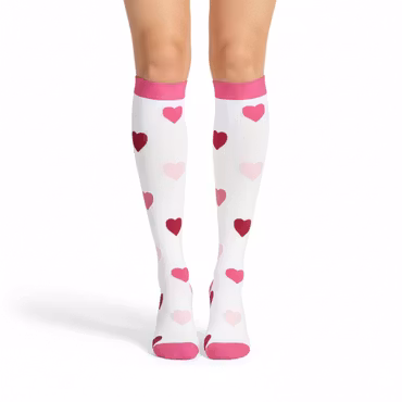 Stödstrumpa med rosa hjärtan