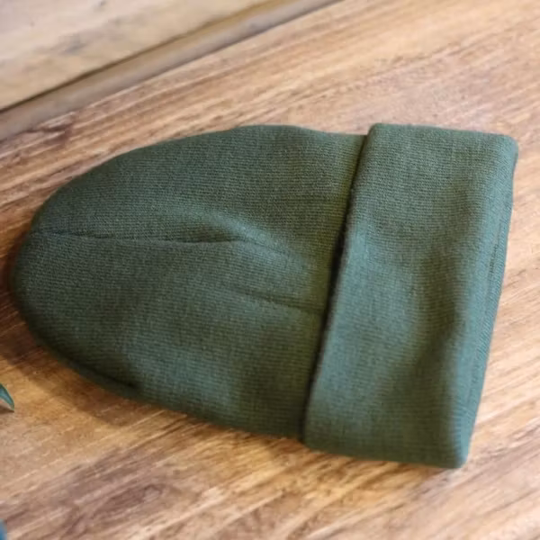 Slouchy Satinlined Beanie - Raw Roots