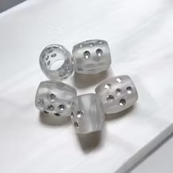 5 Blingade Pärlor i genomskinlig plast