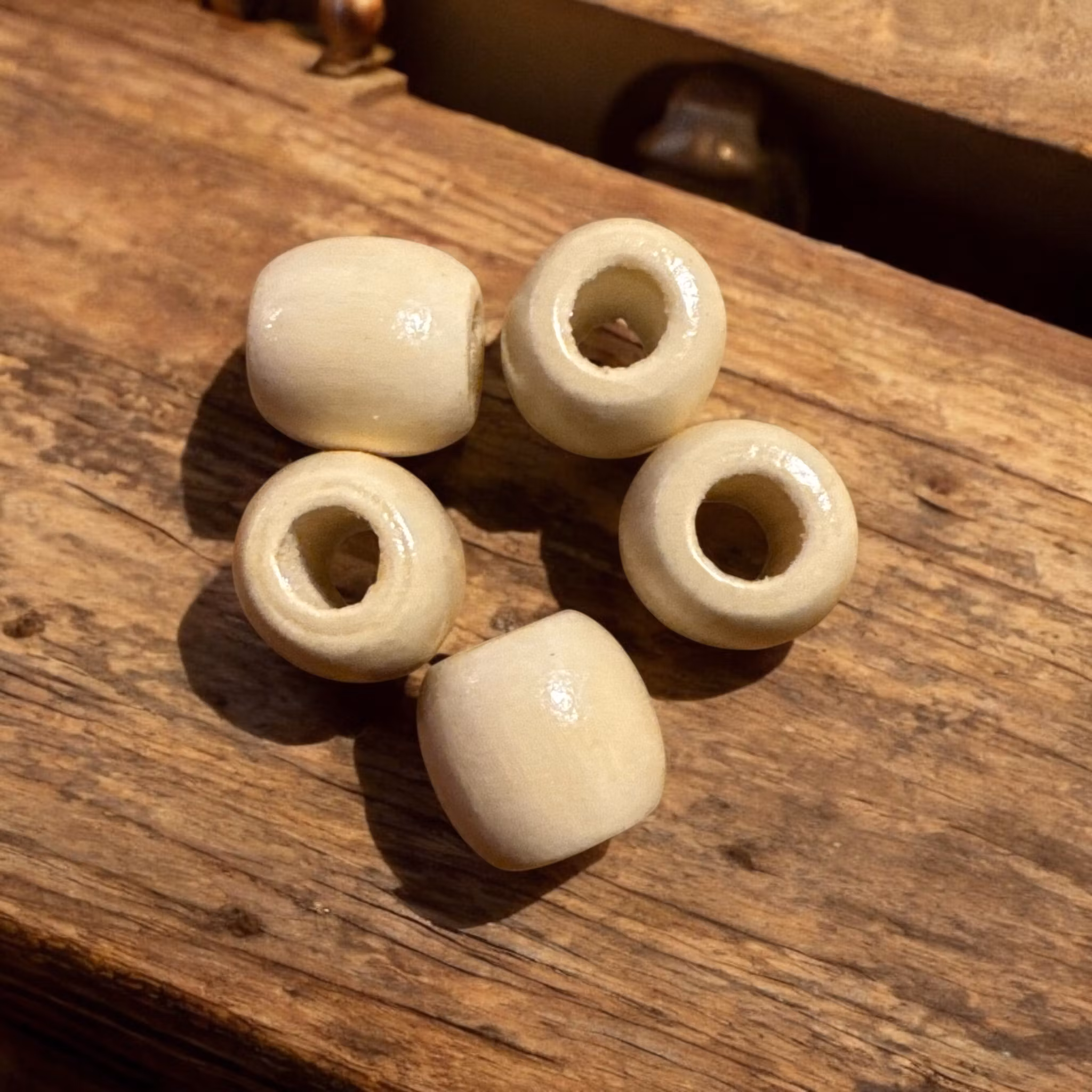 Robusta Gräddvita Träpärlor