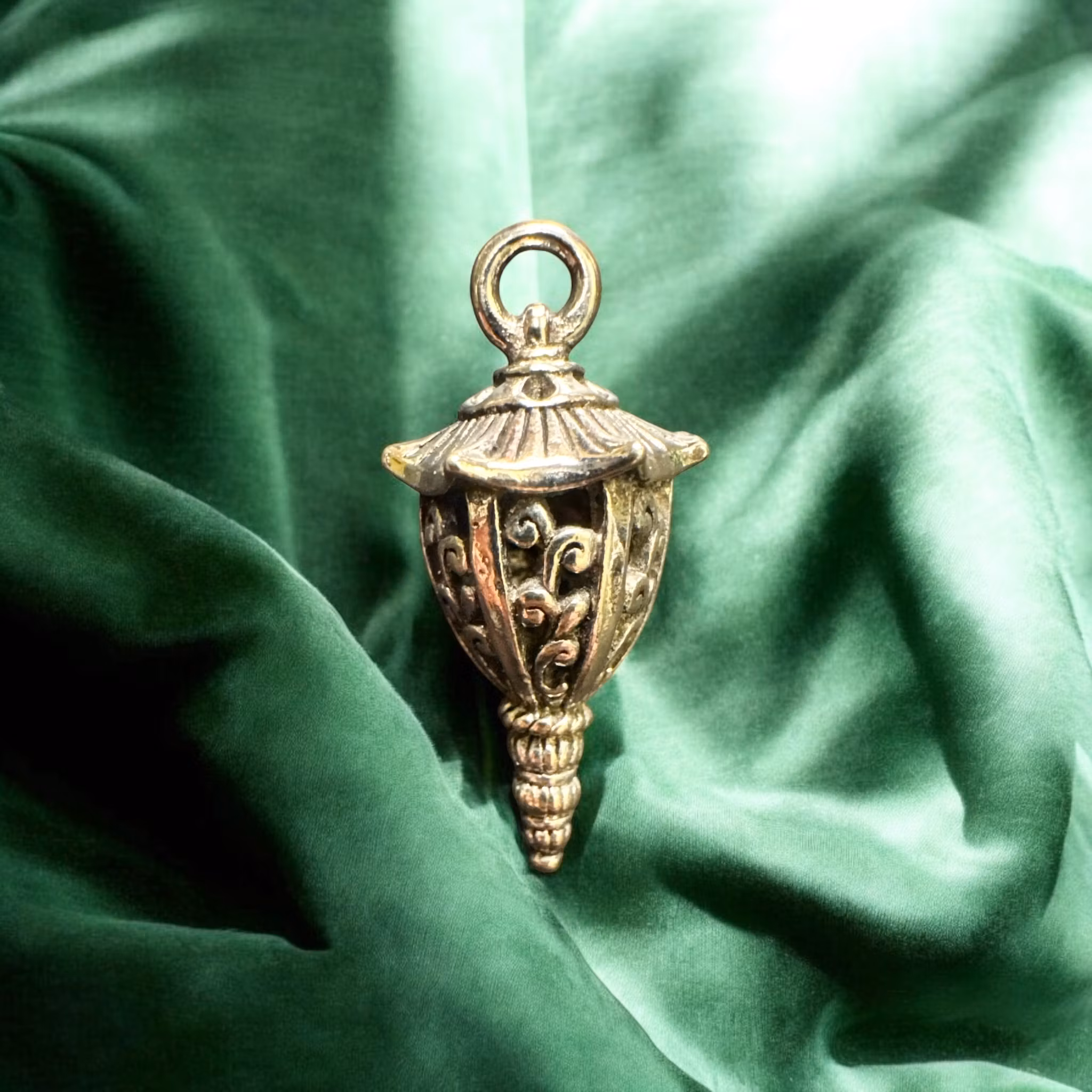 Silverlegerad Sex-Uddig Pendant