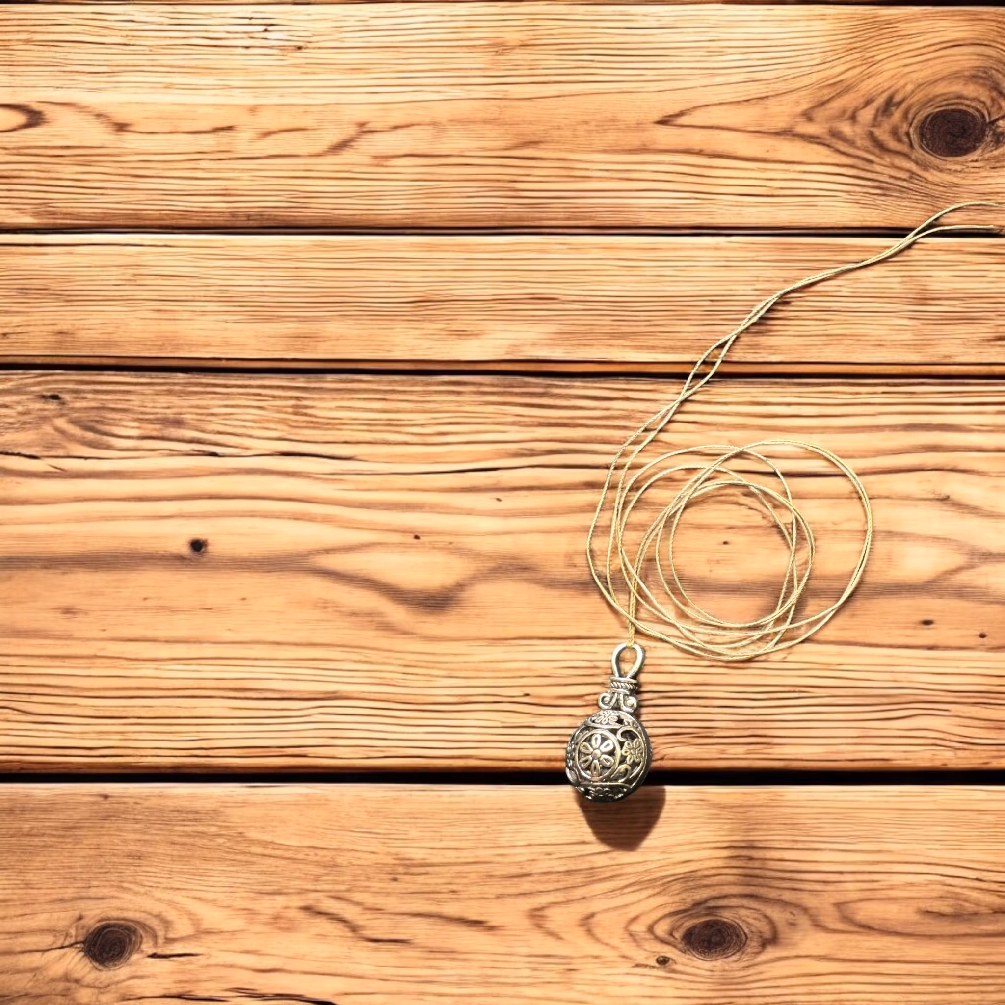 Silverlegerad Rundformig Pendant