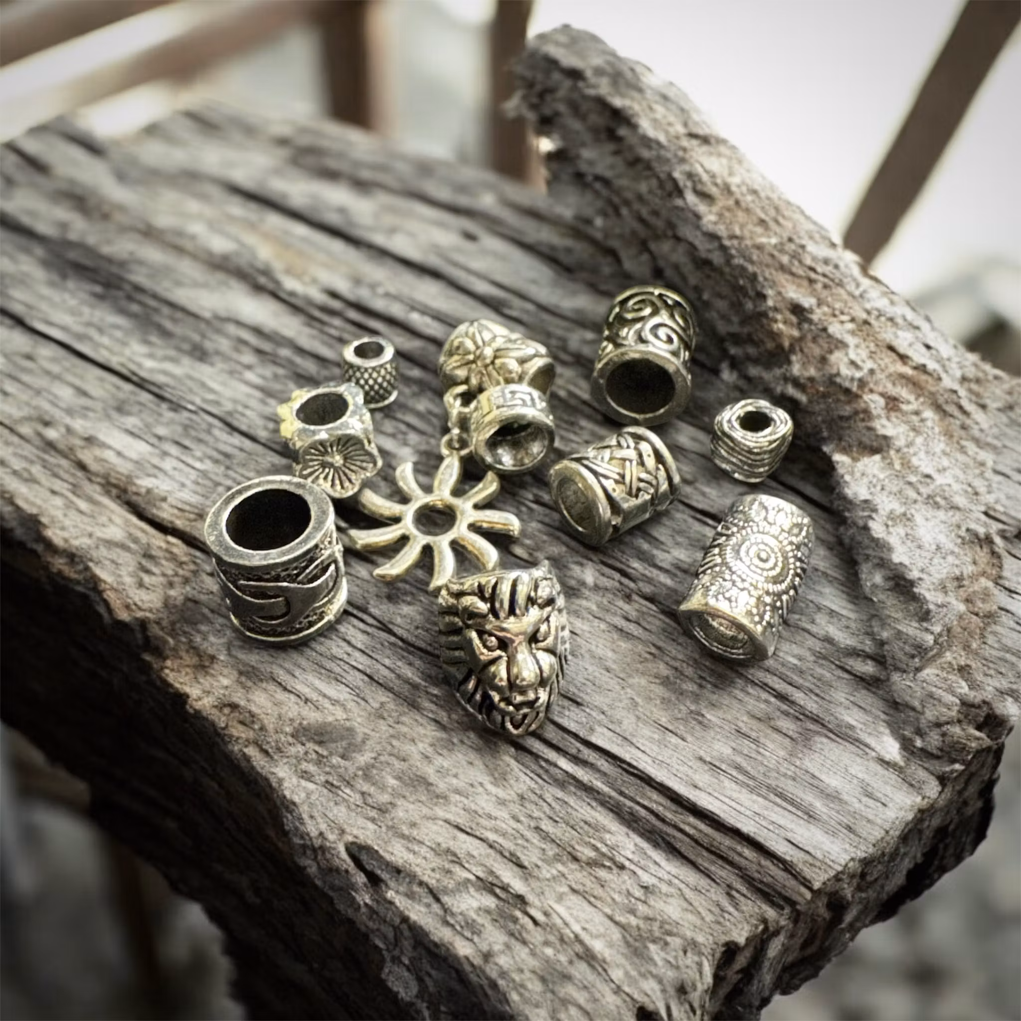 Lion Dread Pearl Mix Silver Dreadlock Jewellery