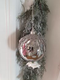 Glaskula med Led belysning