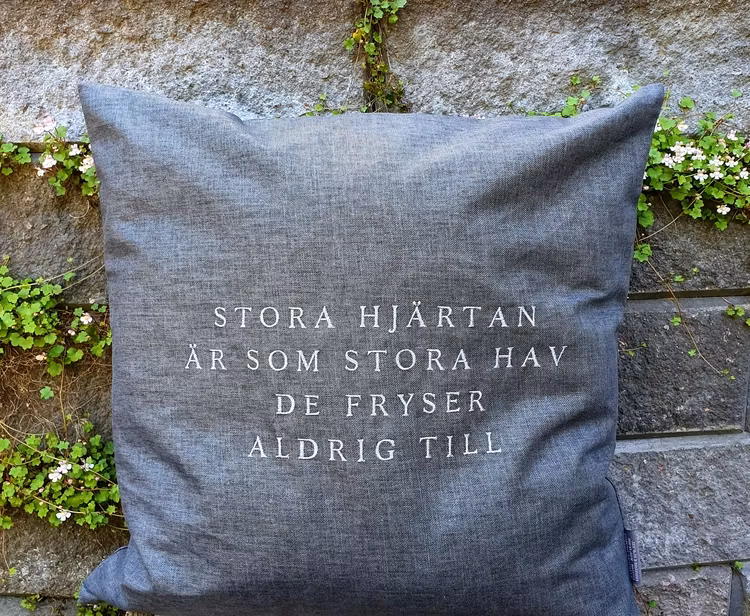 Stora hjärtan är som stora hav de fryser aldrig till