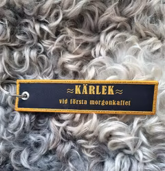 Kärlek vid första morgonkaffet  Nyckelring/tag