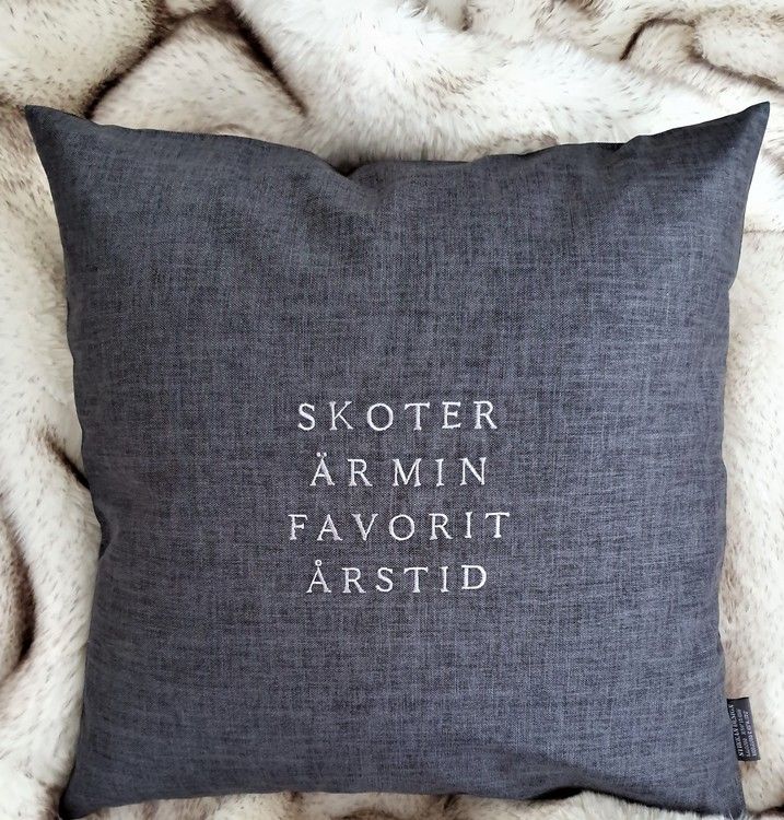 Skoter är min favoritårstid, grå