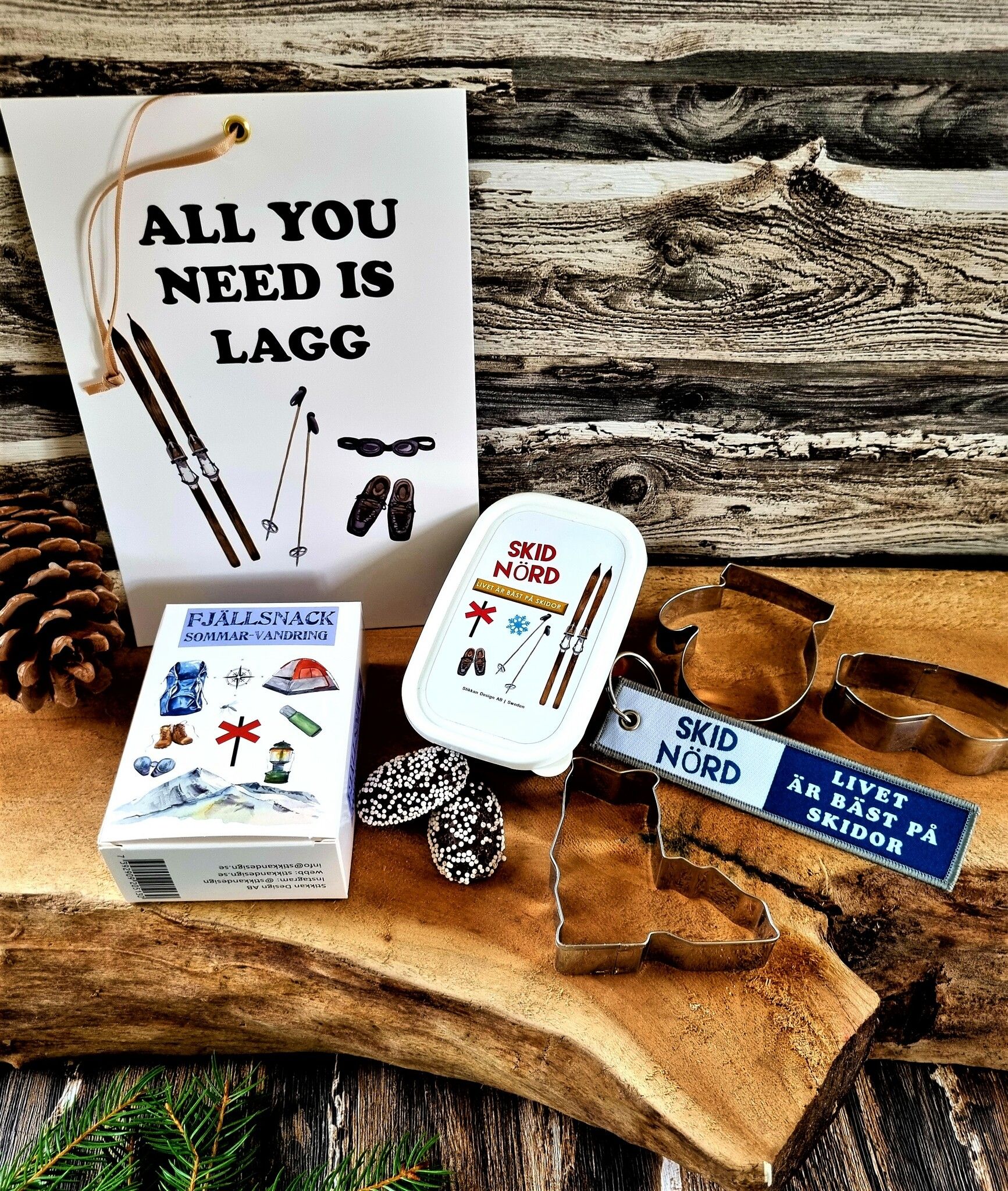 ALL YOU NEED IS LAGG VYKORT/GIFTTAG