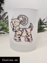 FROSTAD LJUSLYKTA: Kåtbocken Piercade Petter (Den Alternativa Djurparken)