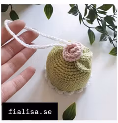 Virkad prinsesstårta, barnvagnshänge