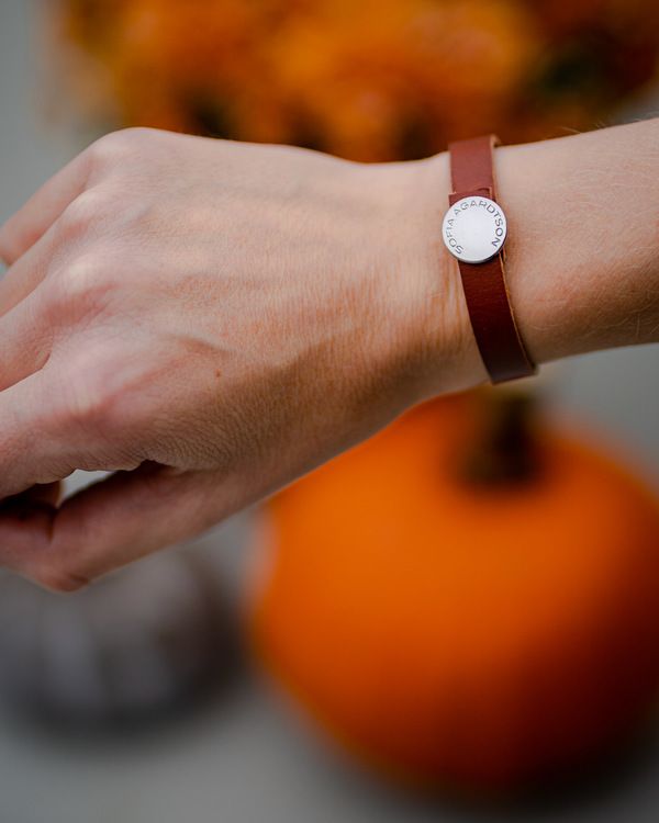 Thin Leather Bracelet - Armband i läder