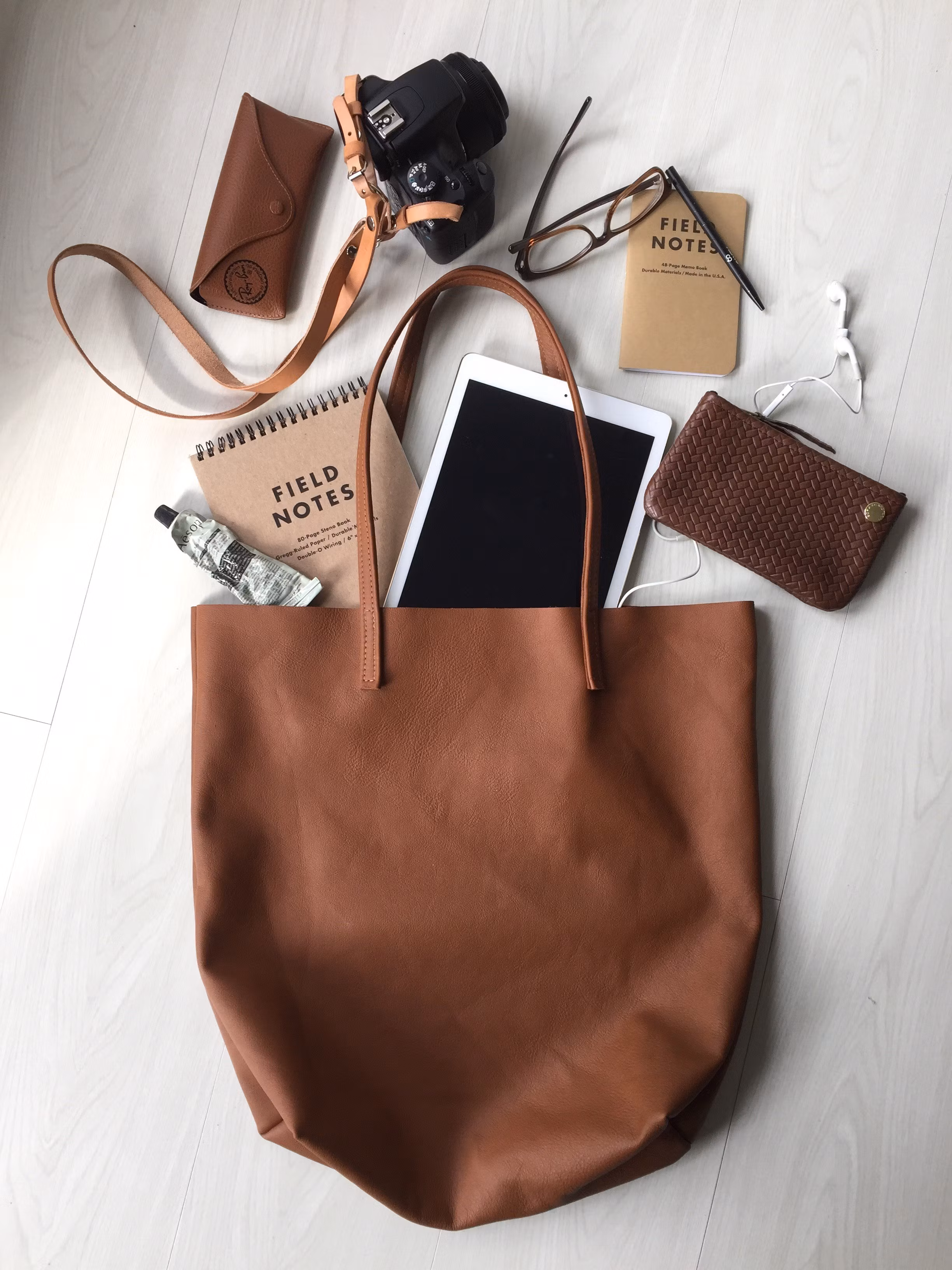 Raw Leather Tote Bag - Cognac Leather