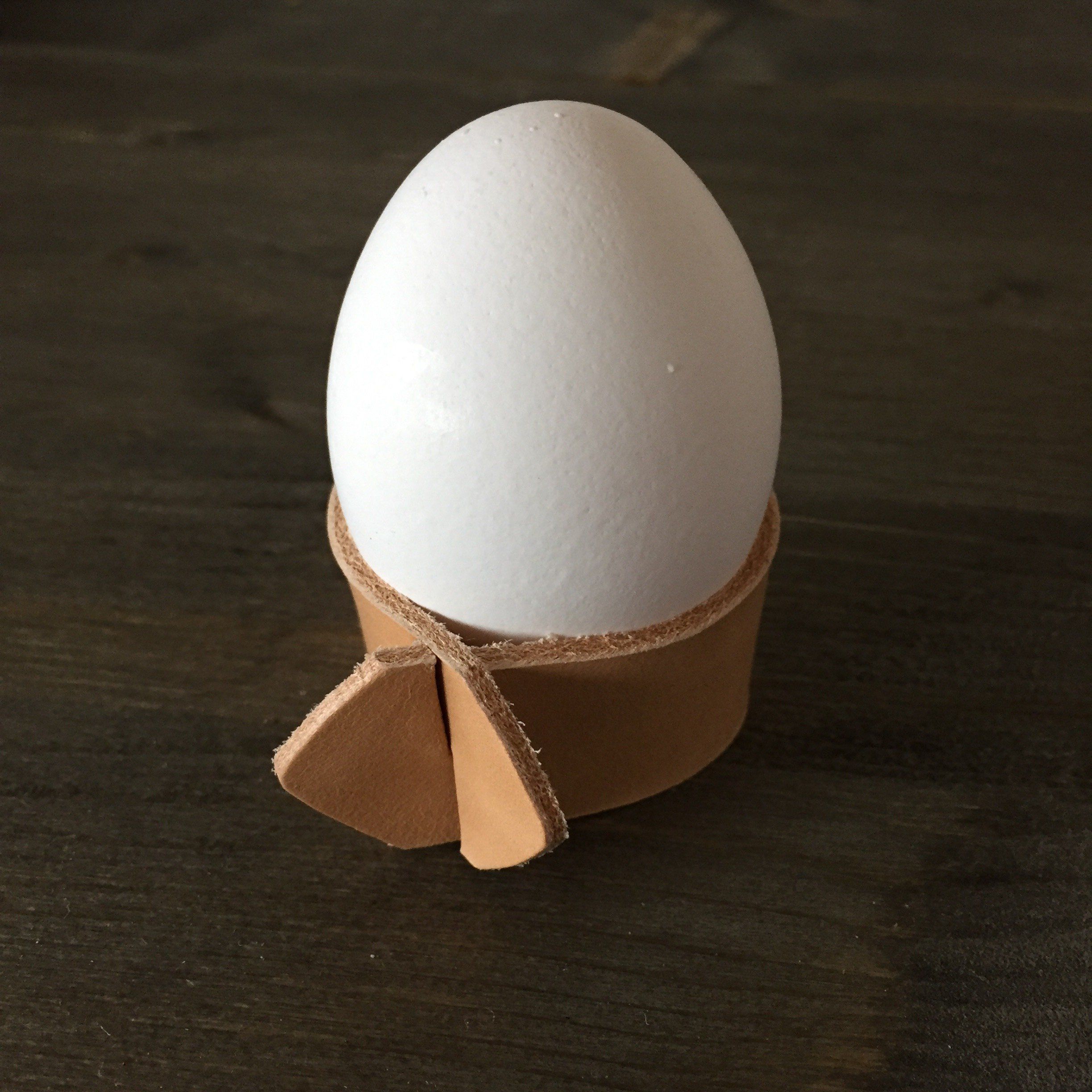 Egg Cup / Napkin Holder - Äggkopp / Servettring i läder