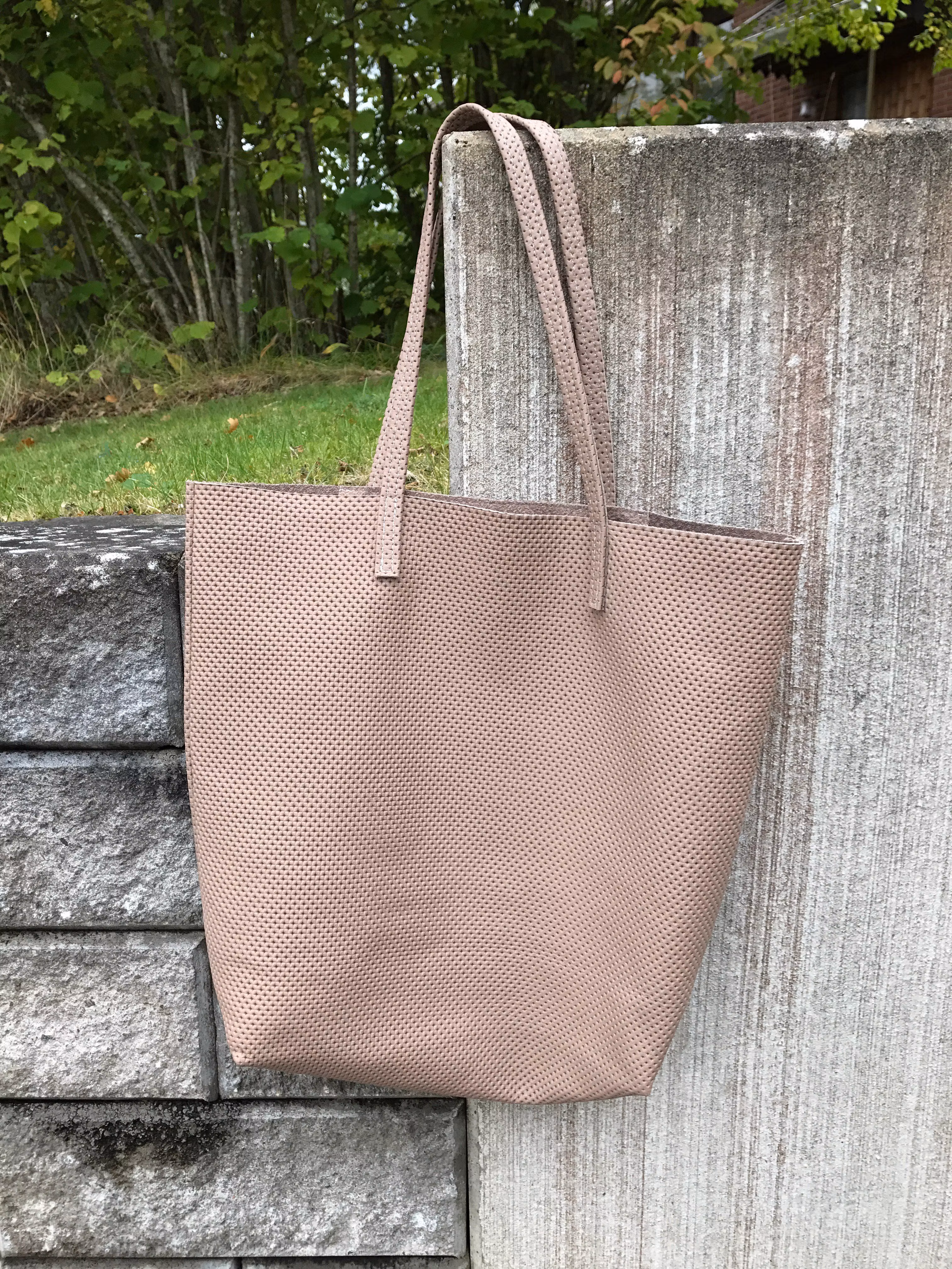 Raw Leather Tote Bag - Light Taupe Perforated