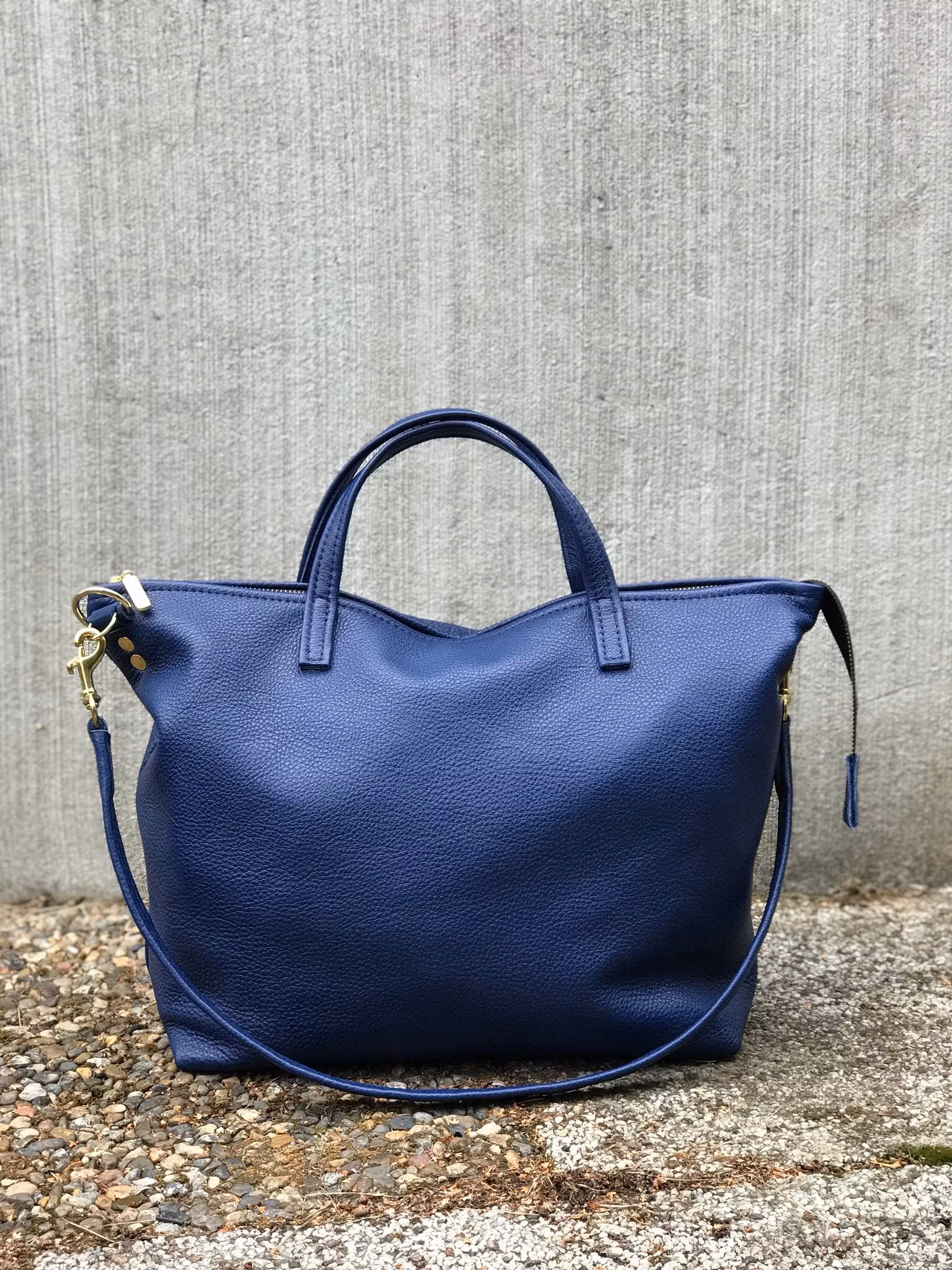 New Tote Bag w/ Zipper - Blue
