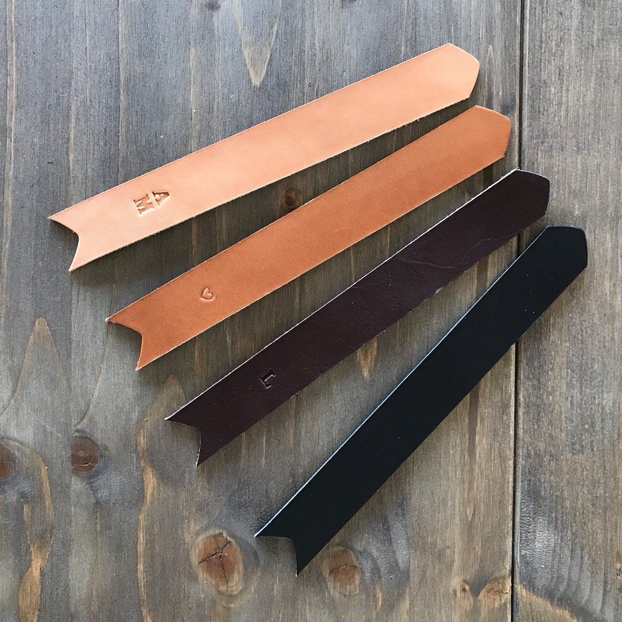 Leather Bookmark  - Bokmärke i läder