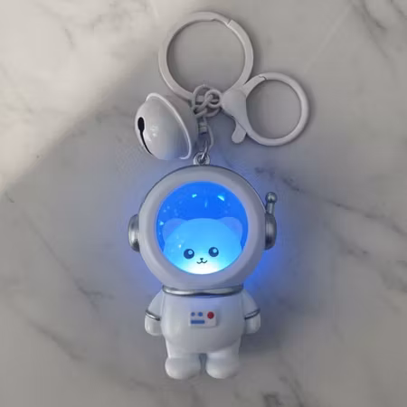 Astronaut Panda med ljuseffekt