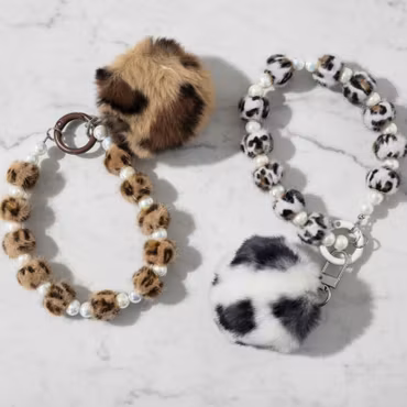 Leopard Fluffy Strap – Finns i Brun och Vit