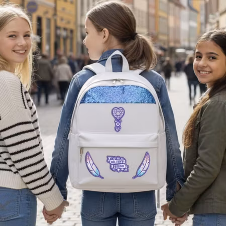 Drömfångare med snygga fjädrar och uttryck