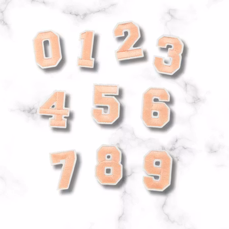 Siffror – broderade tygmärken 0–9 Peachrosa (5cm)