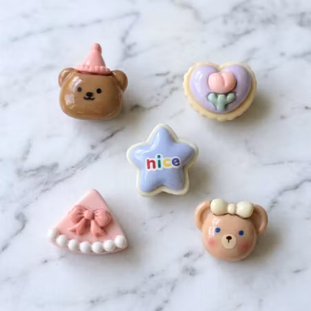 Nice charms till skor med hål 5-pack – söta skosmycken