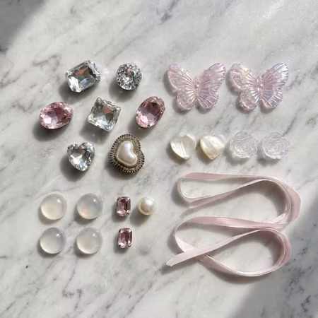 Glitter, Pearl & Butterfly charms till skor med hål 22-pack