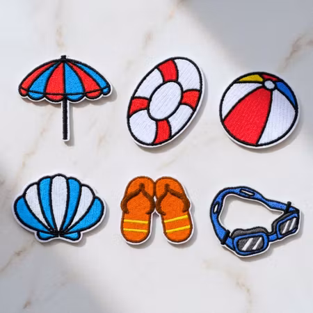 Tygmärken sommar 6-pack – broderade strykmärken med strandmotiv