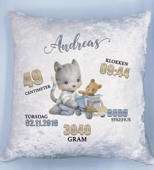 Fødselspute - Katt leker med traktor