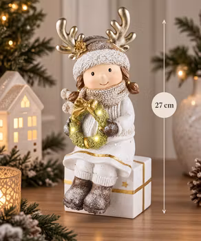 Vinterbarn jente med krans - 27 cm - LED